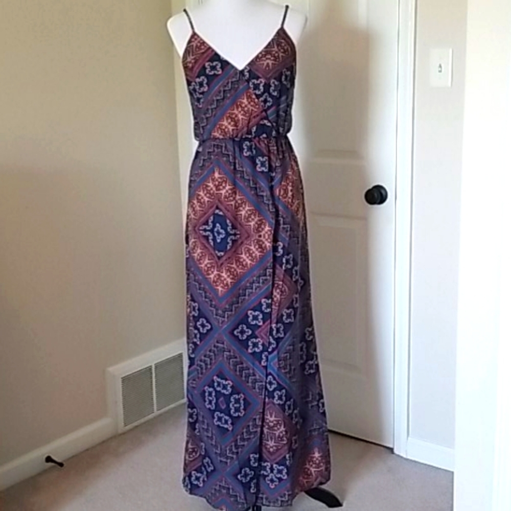 Skies Are Blue small maxi dress